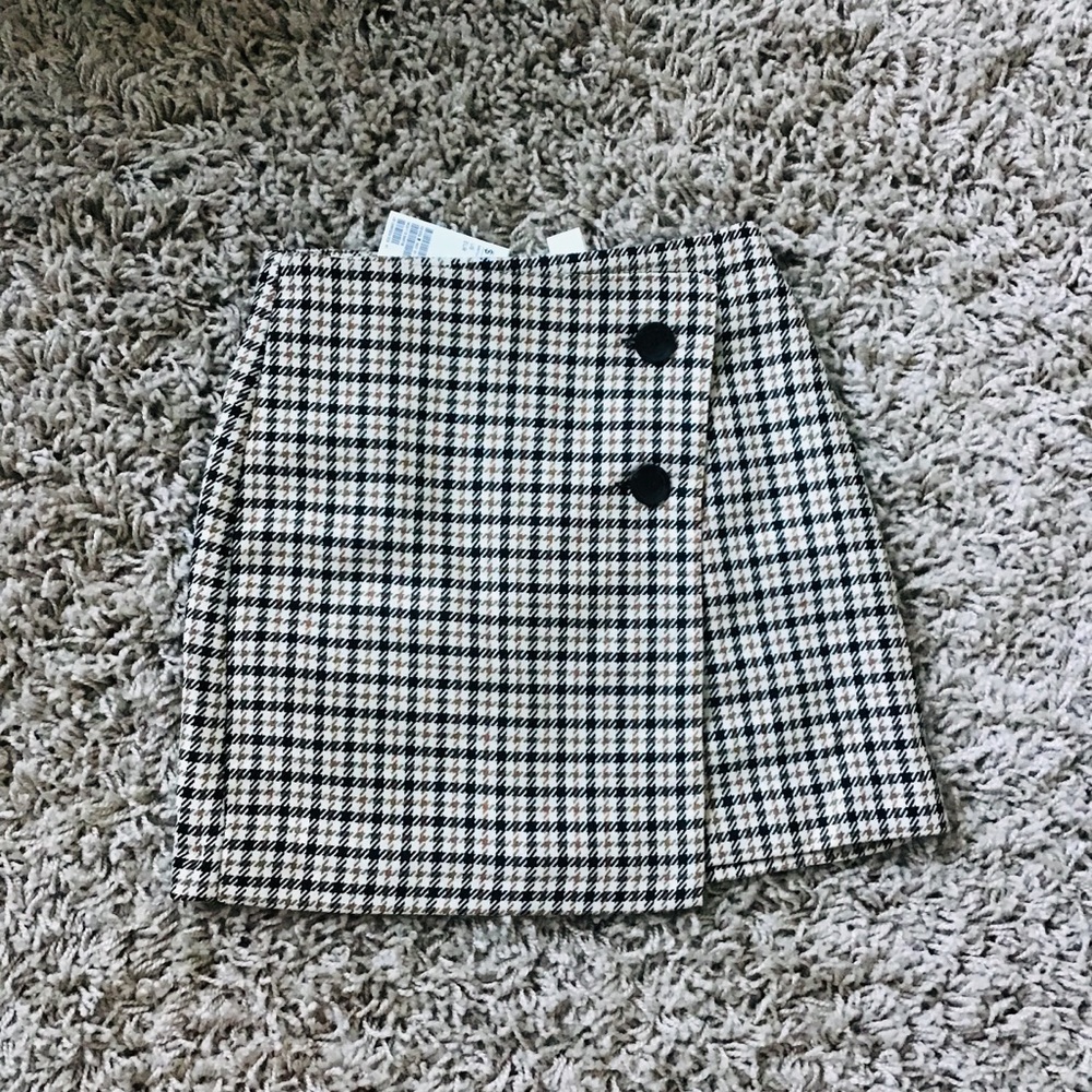 H&M Houndstooth Wrap Skirt
